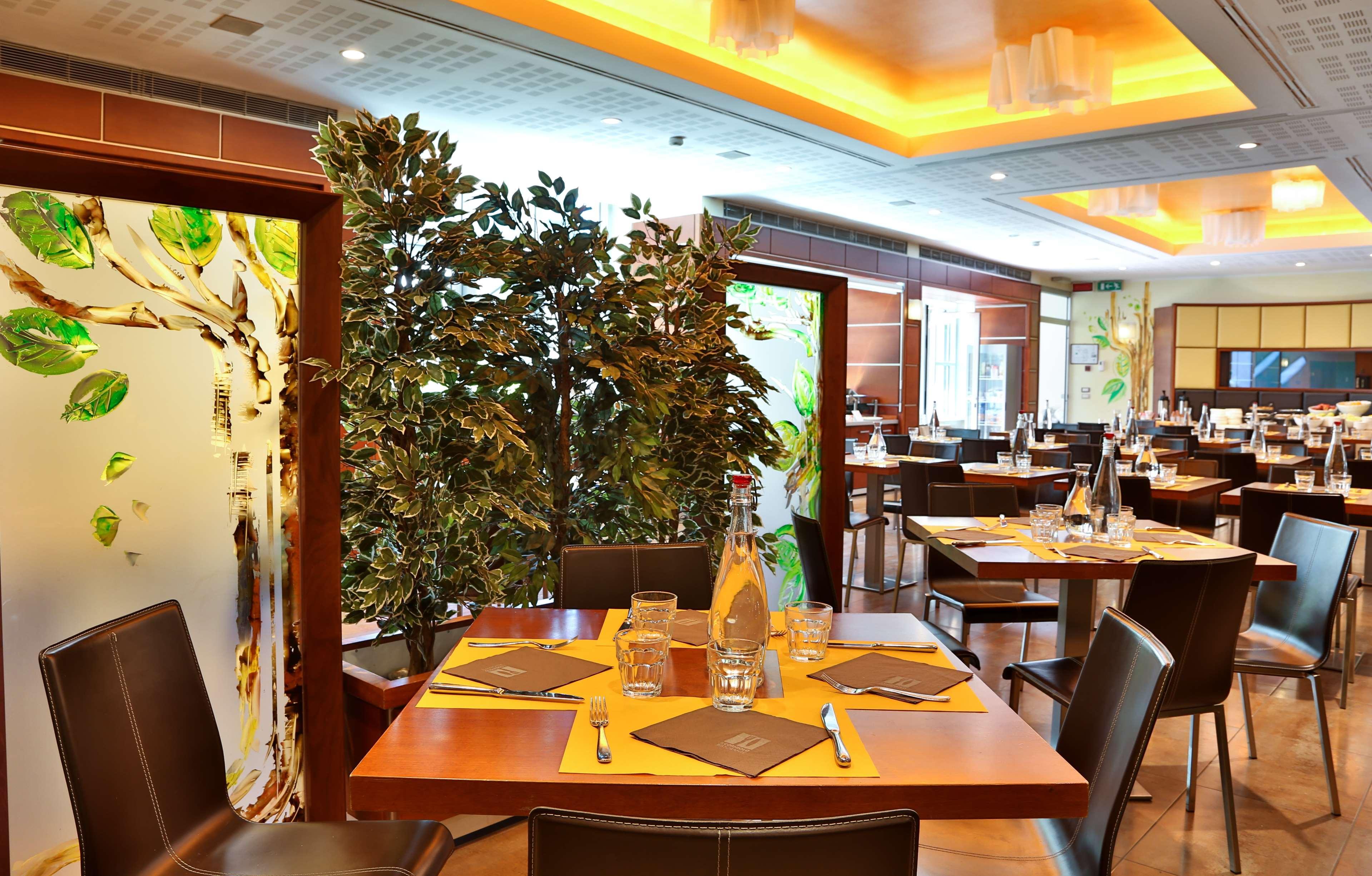 Best Western Plus Hotel Le Favaglie Cornaredo Ngoại thất bức ảnh
